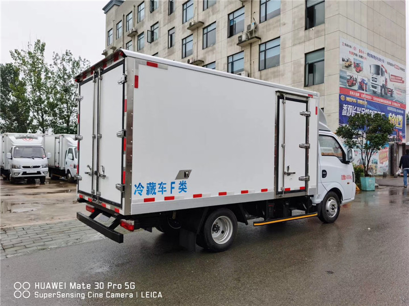 國六 東風(fēng)途逸3.4米柴油版冷藏車 國六 東風(fēng)途逸3.4米柴油版冷藏車