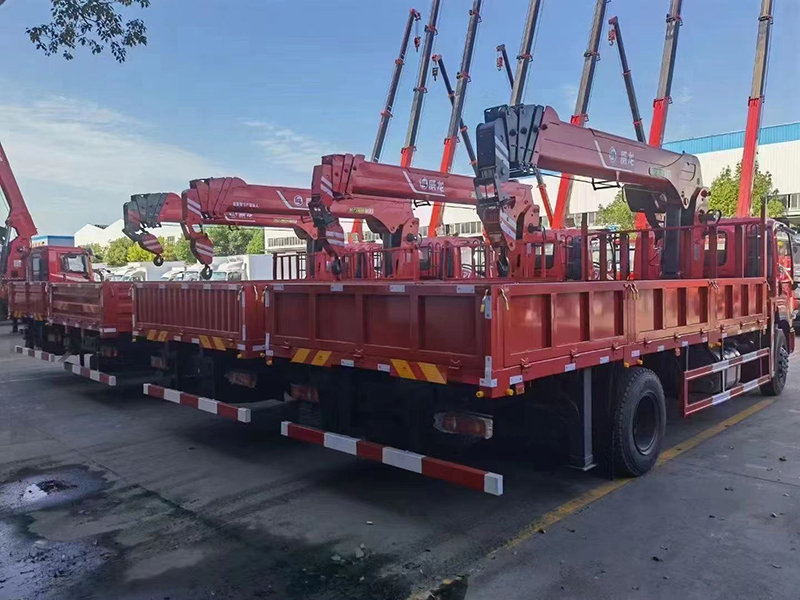 DFV5161JSQGP6D東風(fēng)D1單橋隨車吊 DFV5161JSQGP6D東風(fēng)D1單橋隨車吊