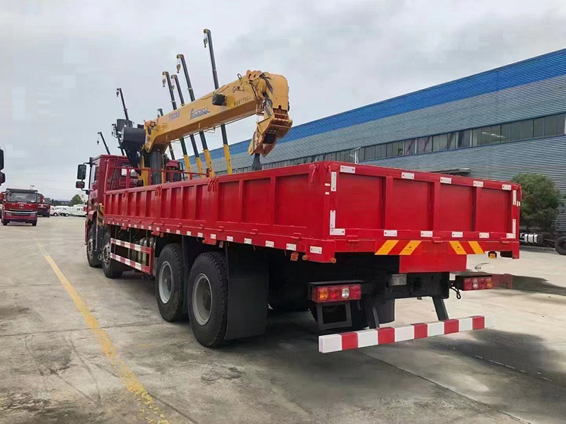 PFT5310JSQMC6Z陜汽德龍前四后八 PFT5310JSQMC6Z陜汽德龍前四后八