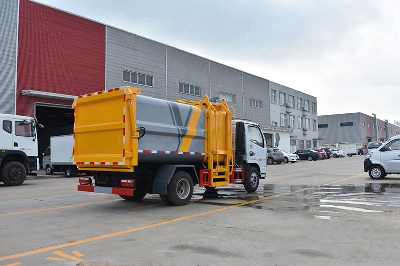 國六7方 藍(lán)牌東風(fēng)D6 側(cè)裝壓縮垃圾車 國六7方 藍(lán)牌東風(fēng)D6 側(cè)裝壓縮垃圾車