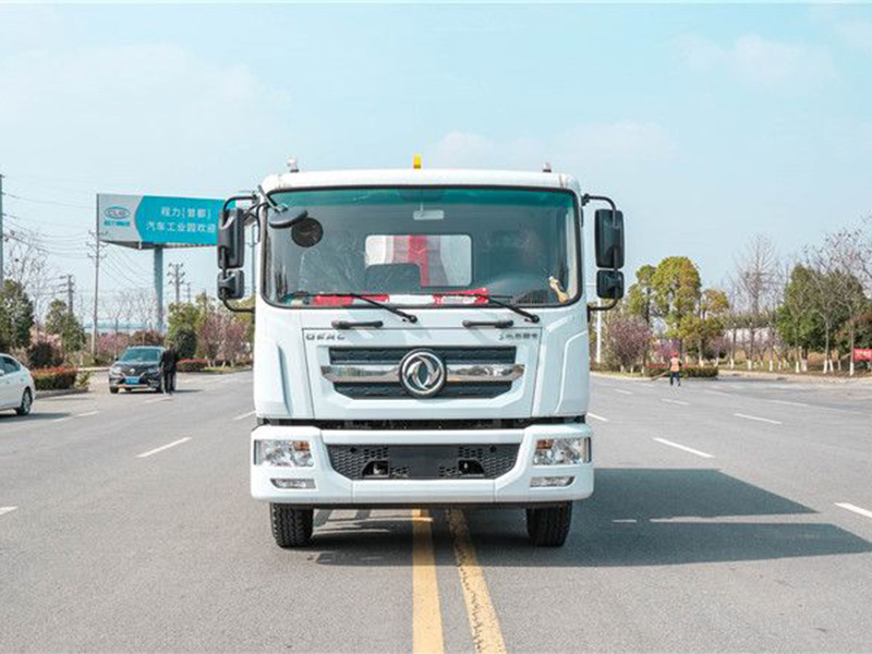 東風(fēng)D9 10-14方勾臂垃圾車 東風(fēng)D9 10-14方勾臂垃圾車