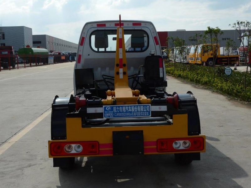 開(kāi)瑞3050勾臂垃圾車(chē) 開(kāi)瑞3050勾臂垃圾車(chē)