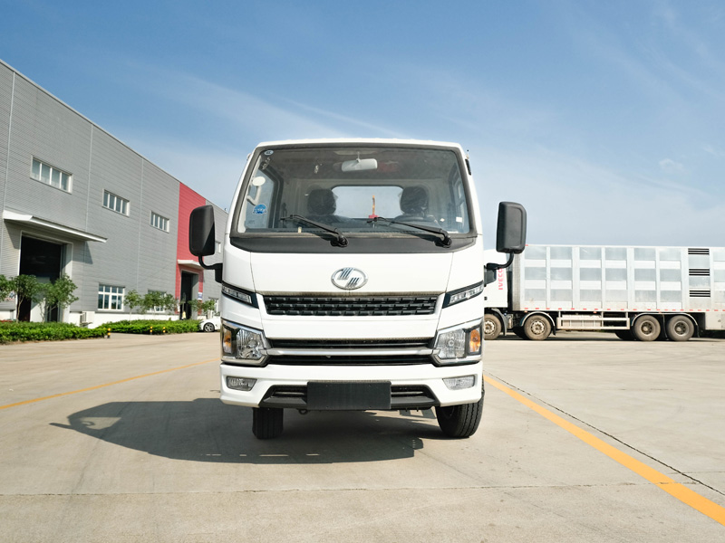 躍進(jìn)勾臂垃圾車 躍進(jìn)勾臂垃圾車